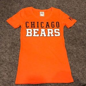 Women’s xs Chicago bears tee